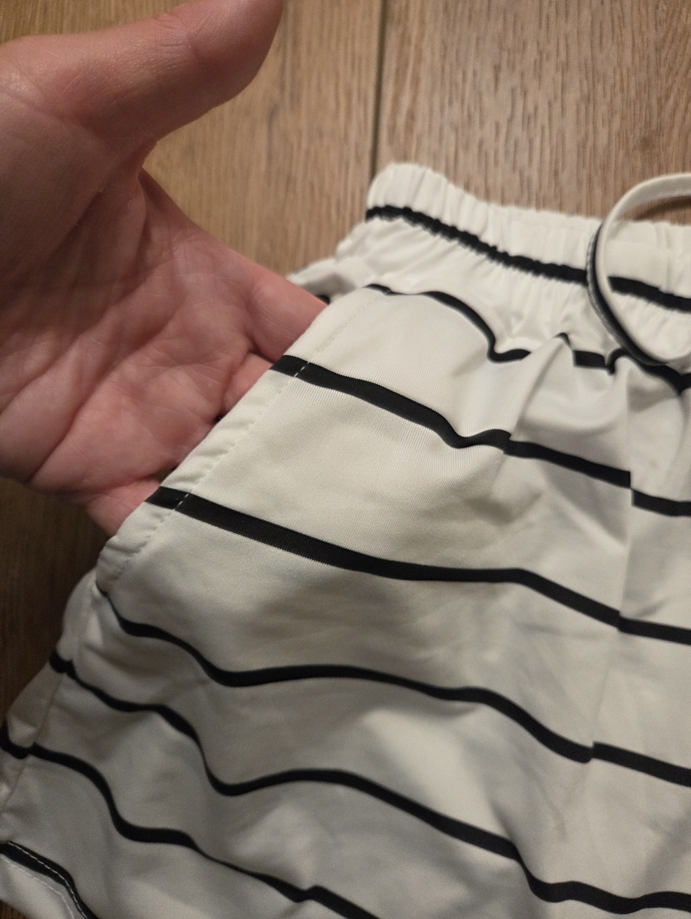 Striped White & Black Tank and Shorts Set NWOT - Picture 4 of 5